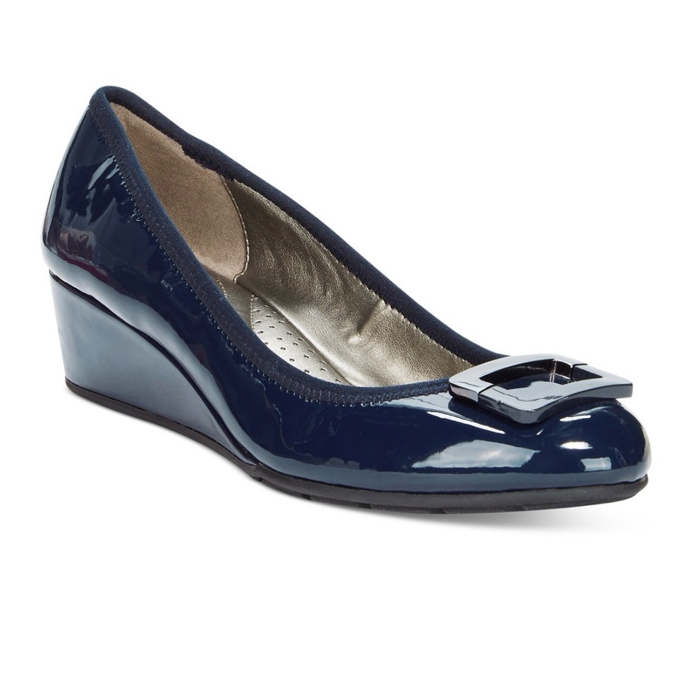 Bandolino Tad Navy Wedge Heels